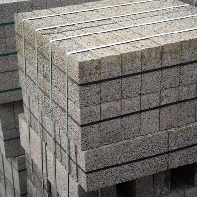 100mm Aero Block Medium Dense Concrete Block 7.3N 215mm x 440mm
