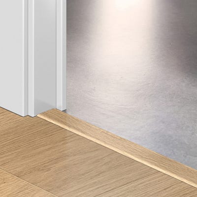 Quick Step White Varnished Oak Incizo Profile 2.15m QS1283
