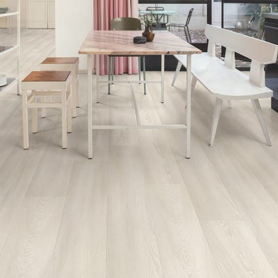 Quick Step Capture SIG4757 White Premium Oak Laminate Flooring