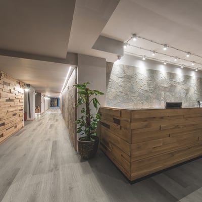 Luvanto Click Plus Misty Elm QAF-LKP-19 Vinyl Flooring