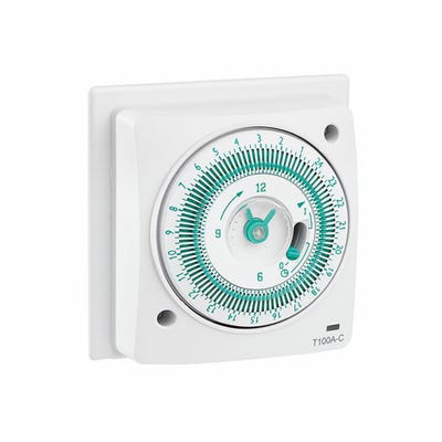 24 Hour 16A Mounted Mechanical Socket Box Timer