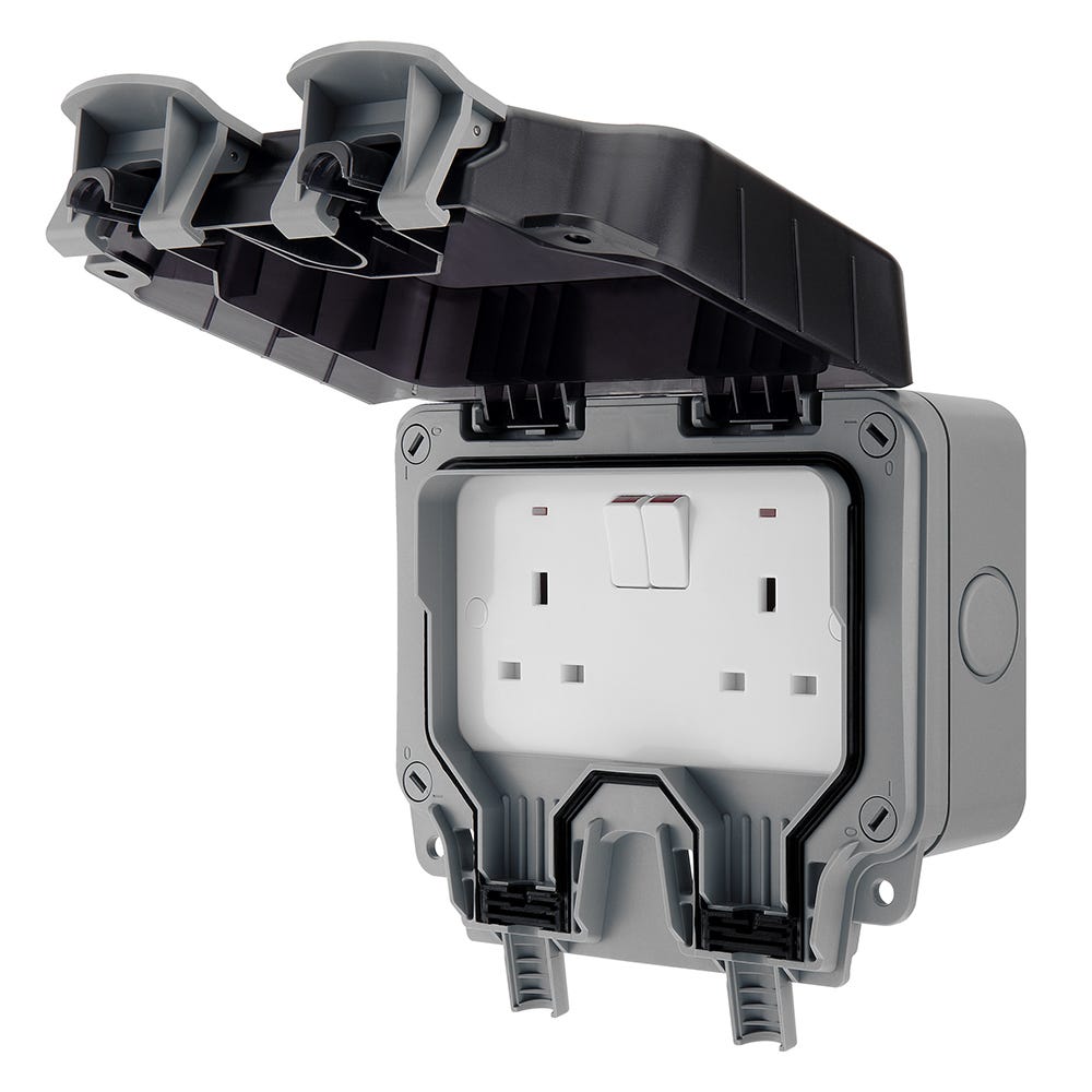 BG 13A 2 Gang IP66 Weatherproof Switched Socket WP22-01