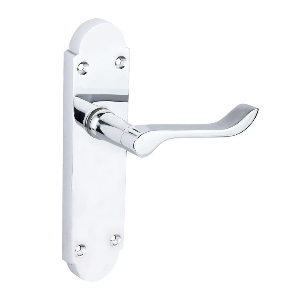 Carisbrooke Latch Handle Polished Chrome