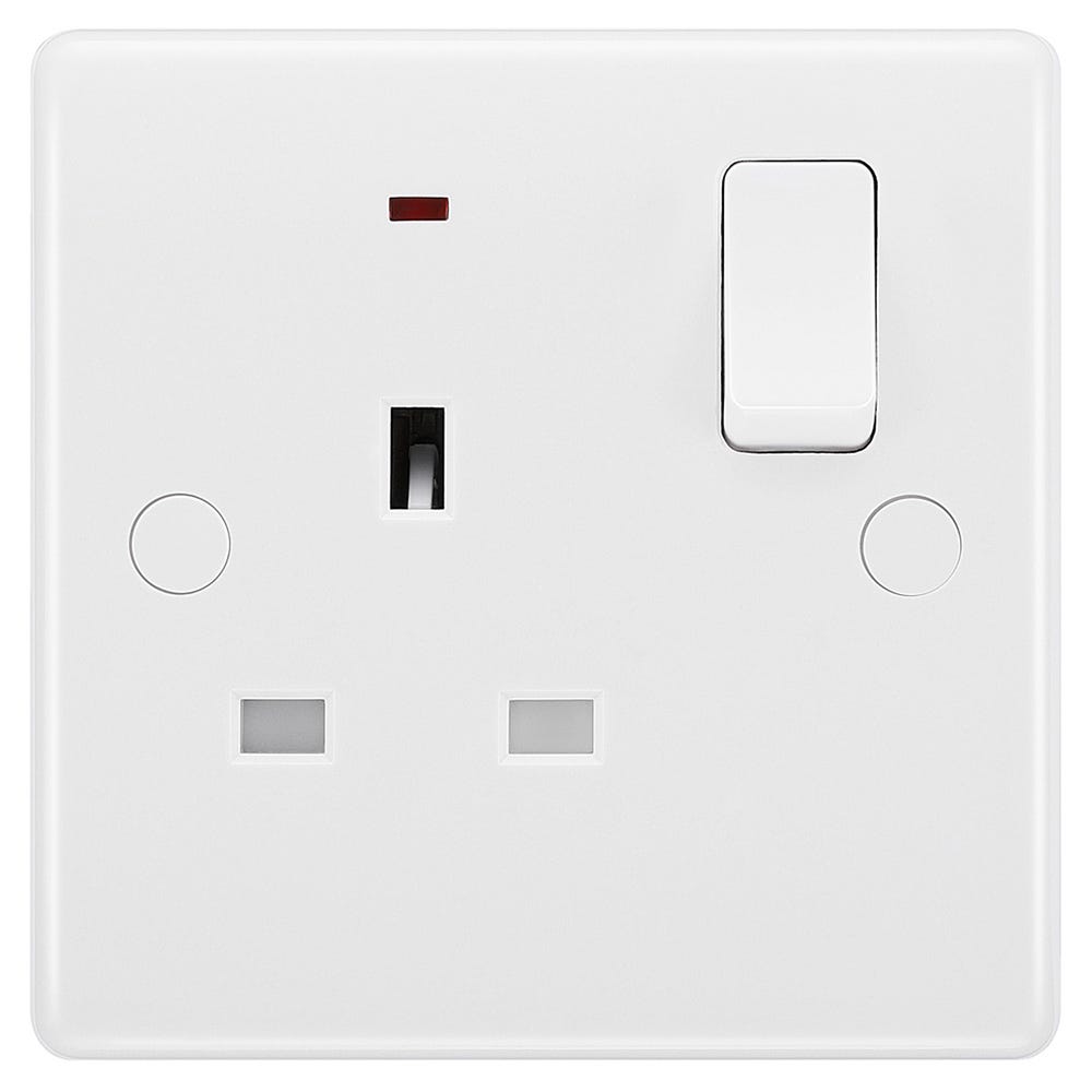 BG 13A 1 Gang Single Pole Switched Neon Socket 825