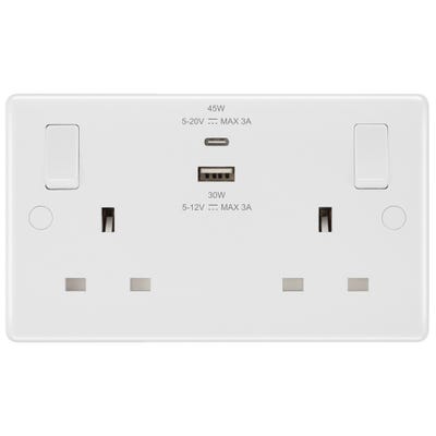 BG 13A 45W 2 Gang Switched Socket & USB-A+C White Moulded 822UAC45-01