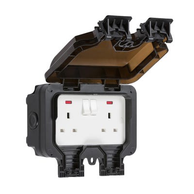 Knightsbridge 13A 2 Gang IP66 Weatherproof Switched Socket OP9N