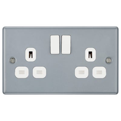 BG 13A 2 Gang DP Metal Clad Switched Socket MC522