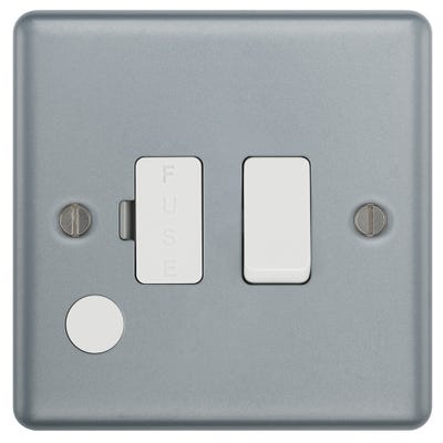 BG 13A DP Metal Clad Switched Fused Spur with Cable Outlet MC550F