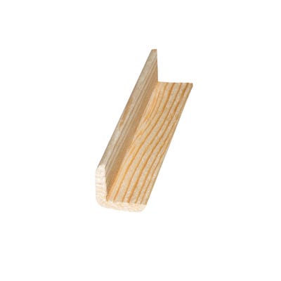 34mm x 34mm Richard Burbidge Pine Basic Angle Moulding CRN6008