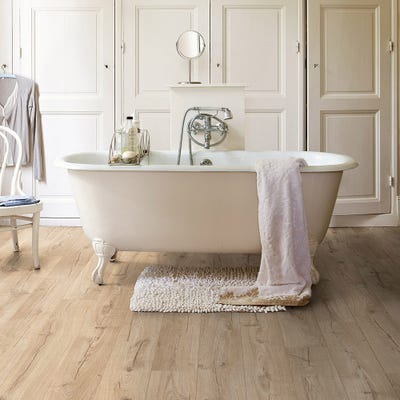 Quick Step Impressive IM1847 Classic Oak Beige Laminate Flooring