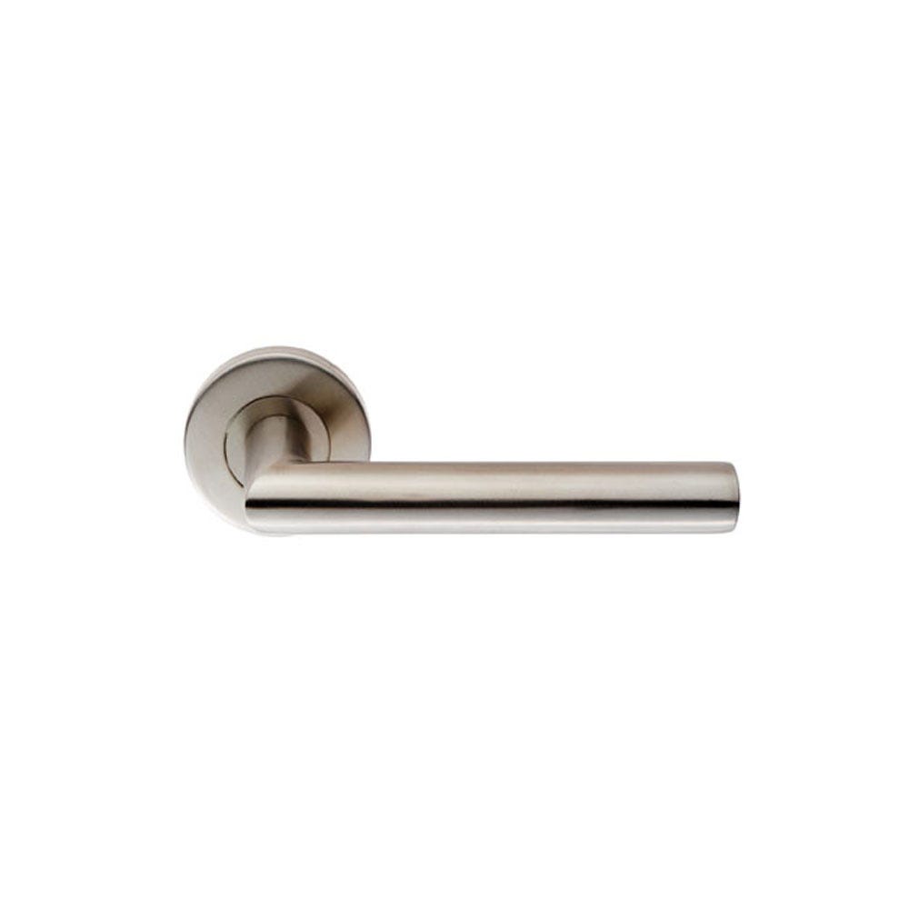 Mitred Oval Handle on Round Rose in Stainless Steel