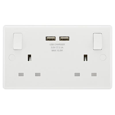 BG Nexus 13A 2 Gang Switched Socket with 3.1A USB Chargers 822U3-01